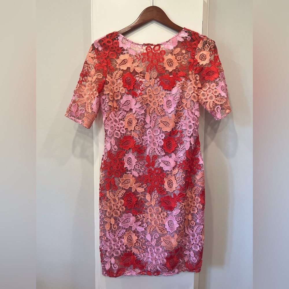 Kay Unger lace dress